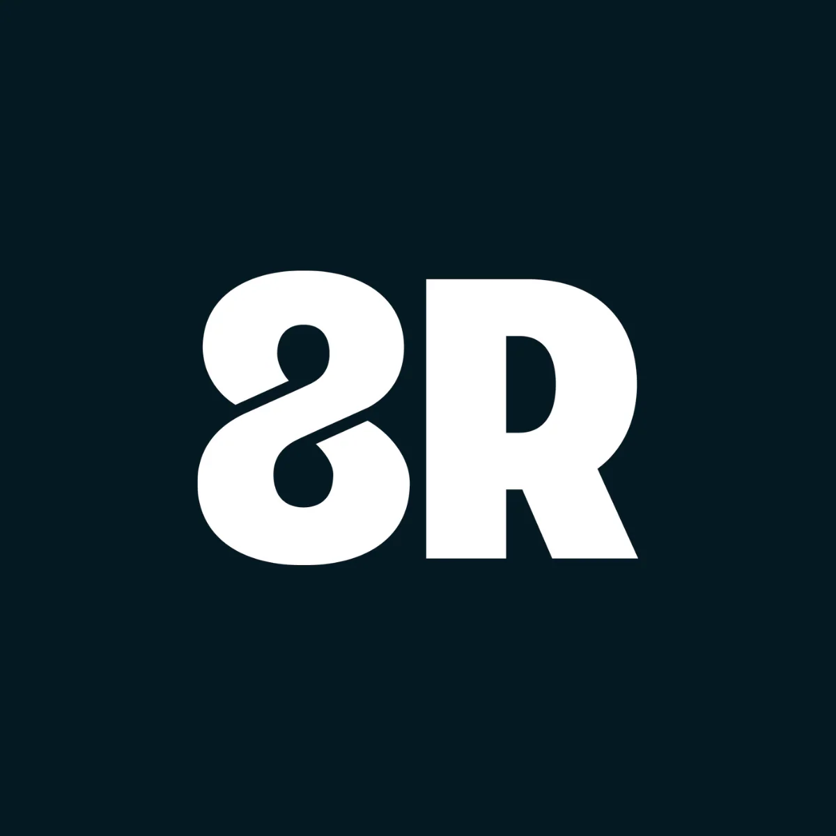 8Returns logo